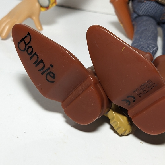 Woody Action Figure - Brown and Yellow - Picture 2 of 8